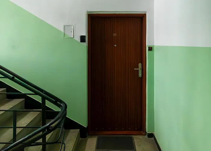 Plac Grunwaldzki Inviting By Bookinghost *