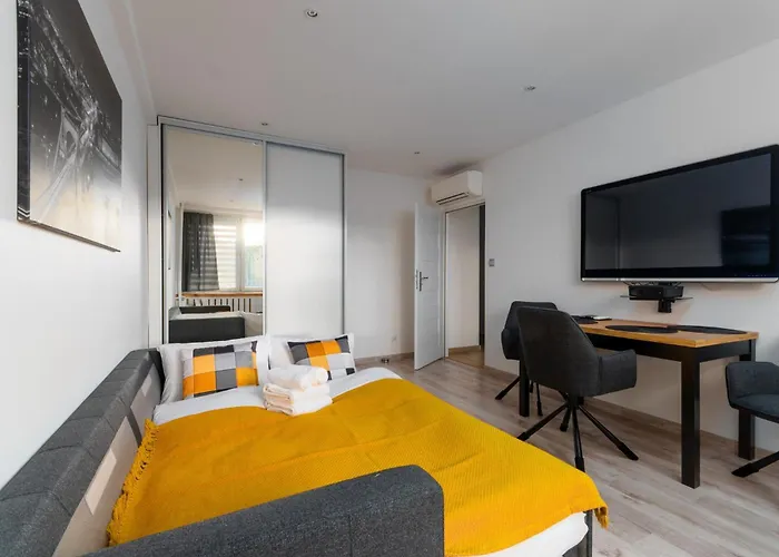 Plac Grunwaldzki Inviting By Bookinghost Appartement *